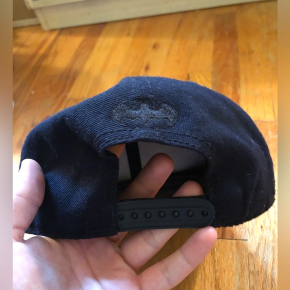 Batman SnapBack Hat - Picture 2 of 4
